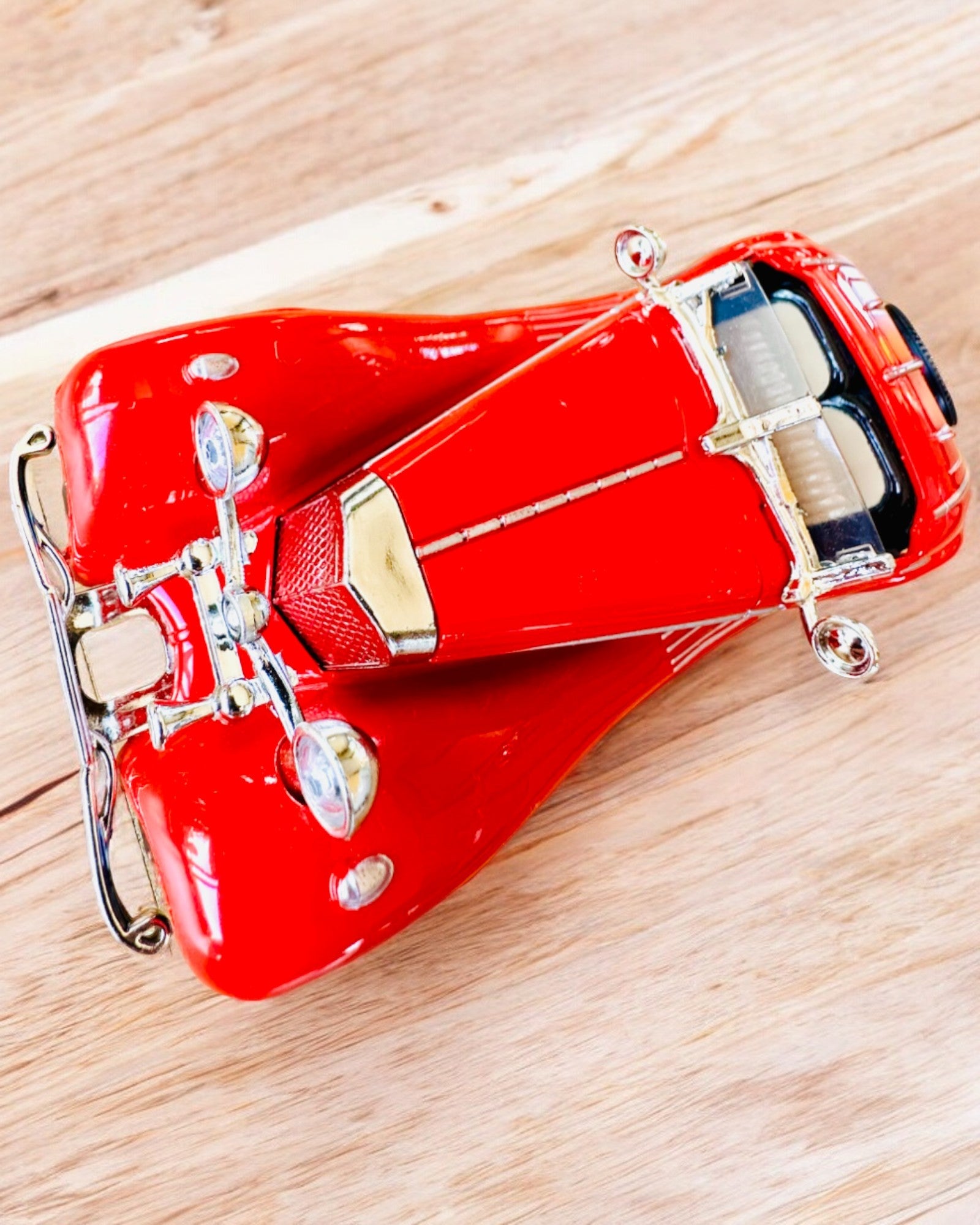 Miniature Model of Classic Retro Cars - customization option for a gift with engraving, 3 variants to choose from