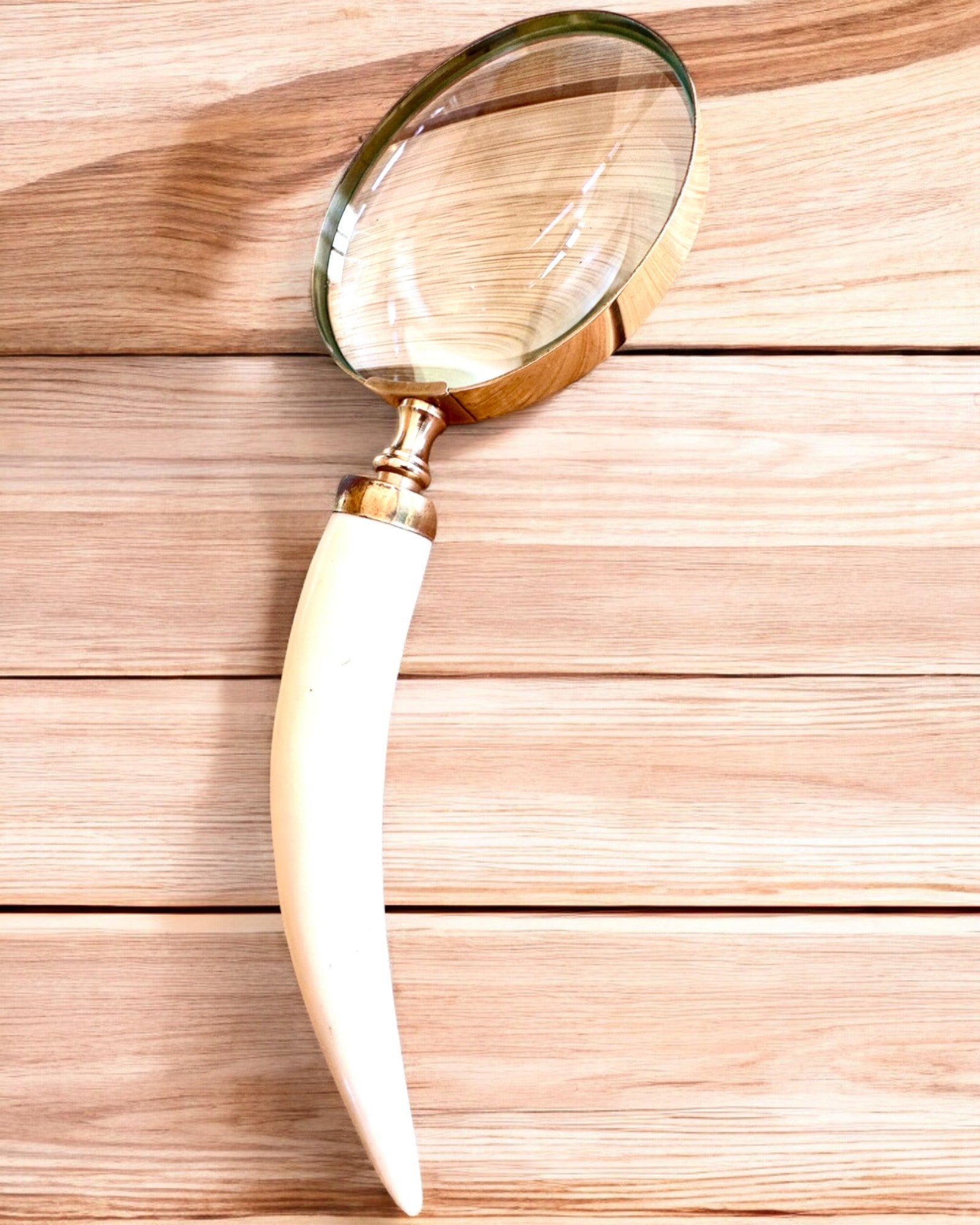 Large Retro Magnifying Glass, personalization option for a gift with engraving - variants to choose from