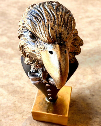 Eagle Head Figurine Büffel Warden – in an Elegant Tuxedo with Engraving Option for a Gift