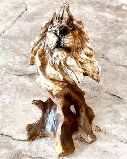 "Lion Courage" - Resin Figurine, 28 cm tall, with engraving option for a gift