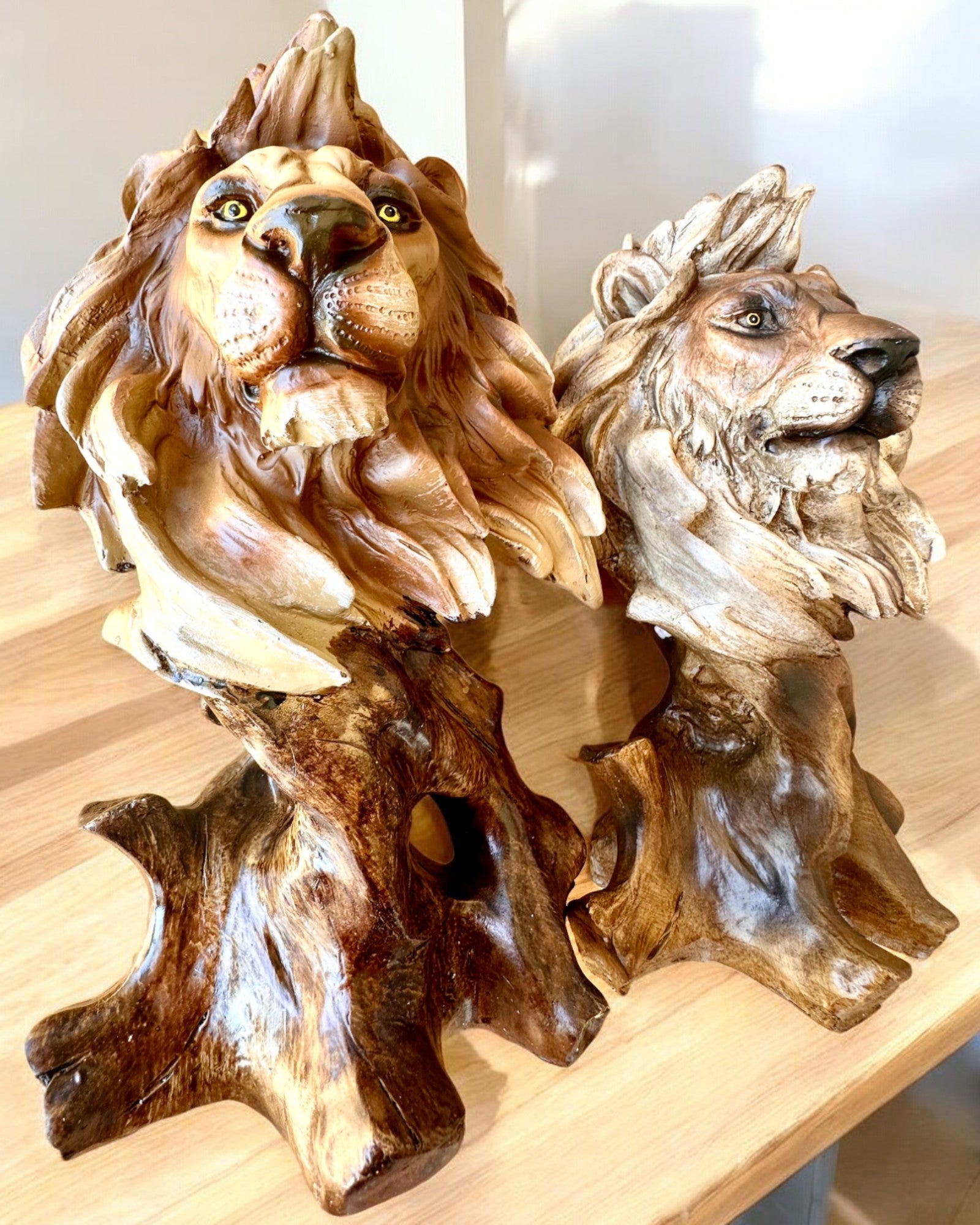 "Lion Courage" - Resin Figurine, 28 cm tall, with engraving option for a gift