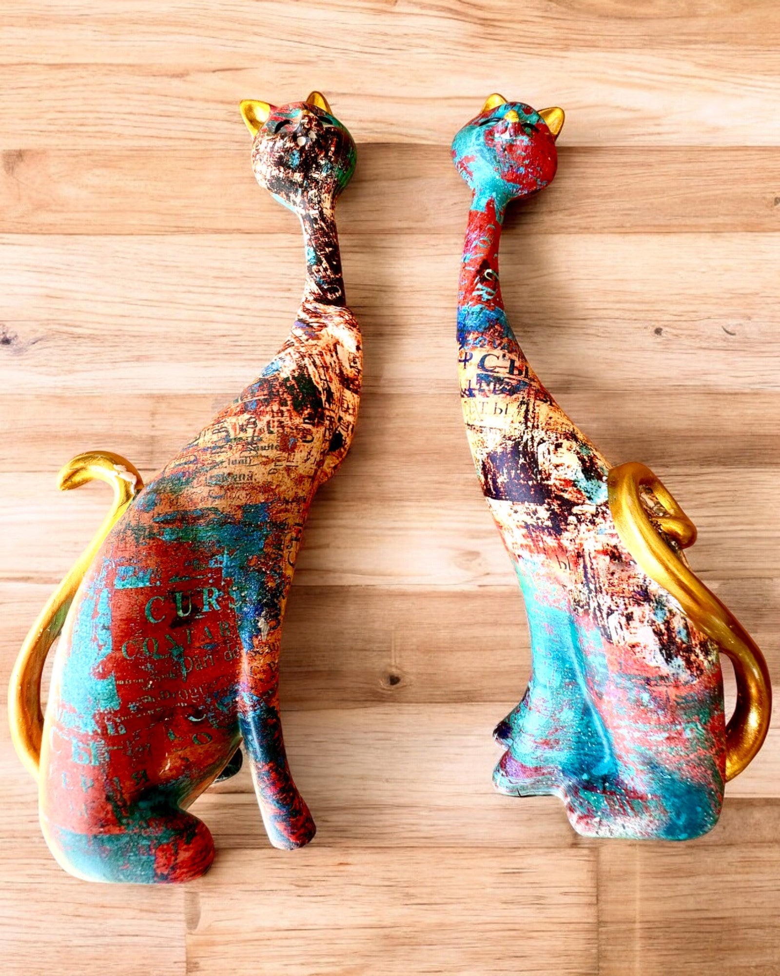 Abstract Cat Figurines "ArtCats", Hand-Painted, Resin – 25 cm, 2 pcs.