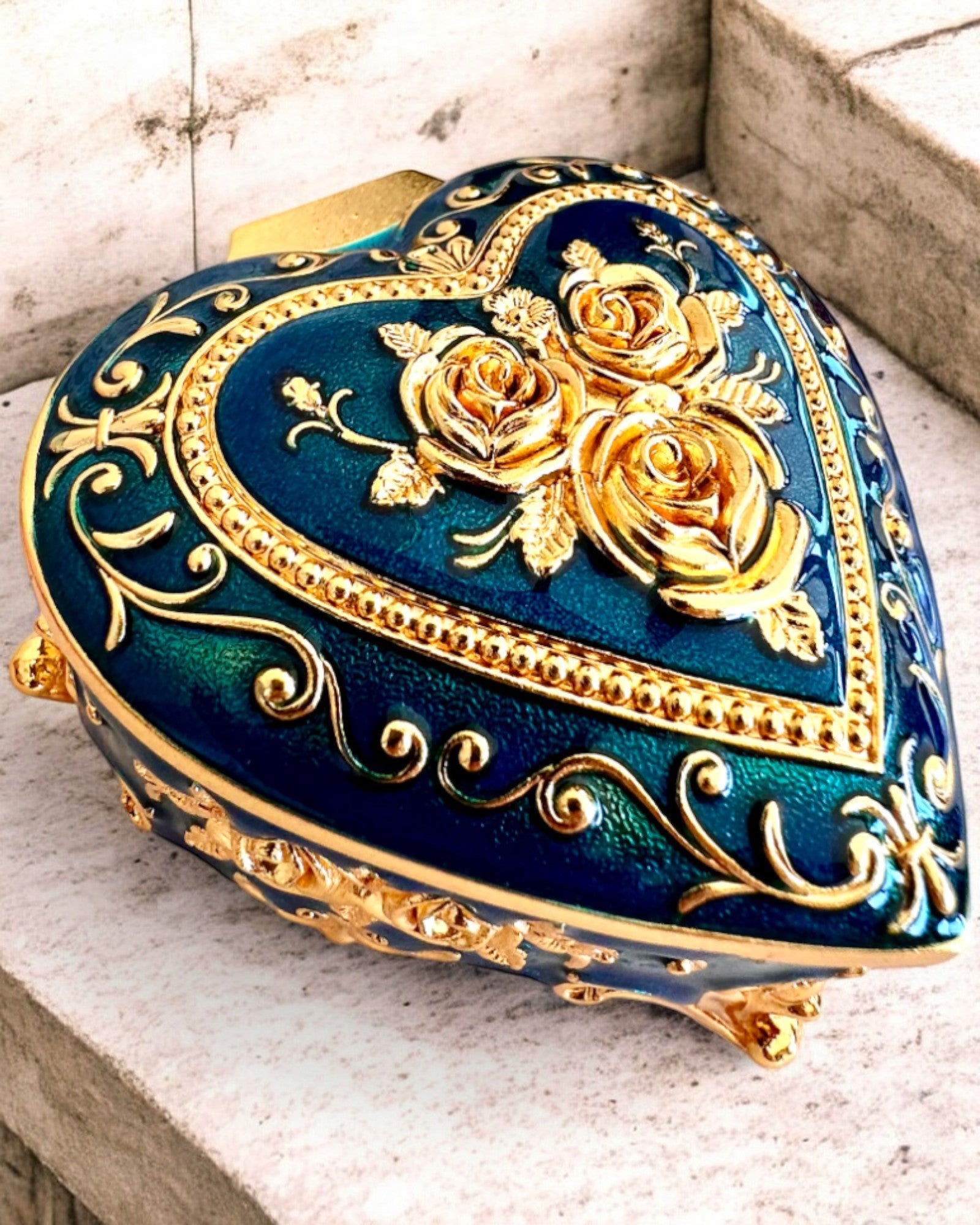 "Royal Elegance" jewelry box - with engraving option for a gift, 3 variants to choose from