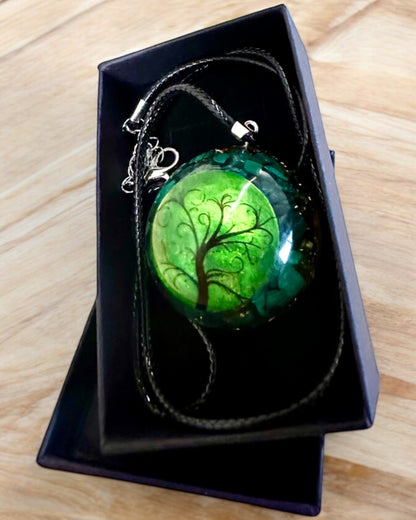 "Malachite Life Amulet" - necklace with the option of personalization through engraving for a gift