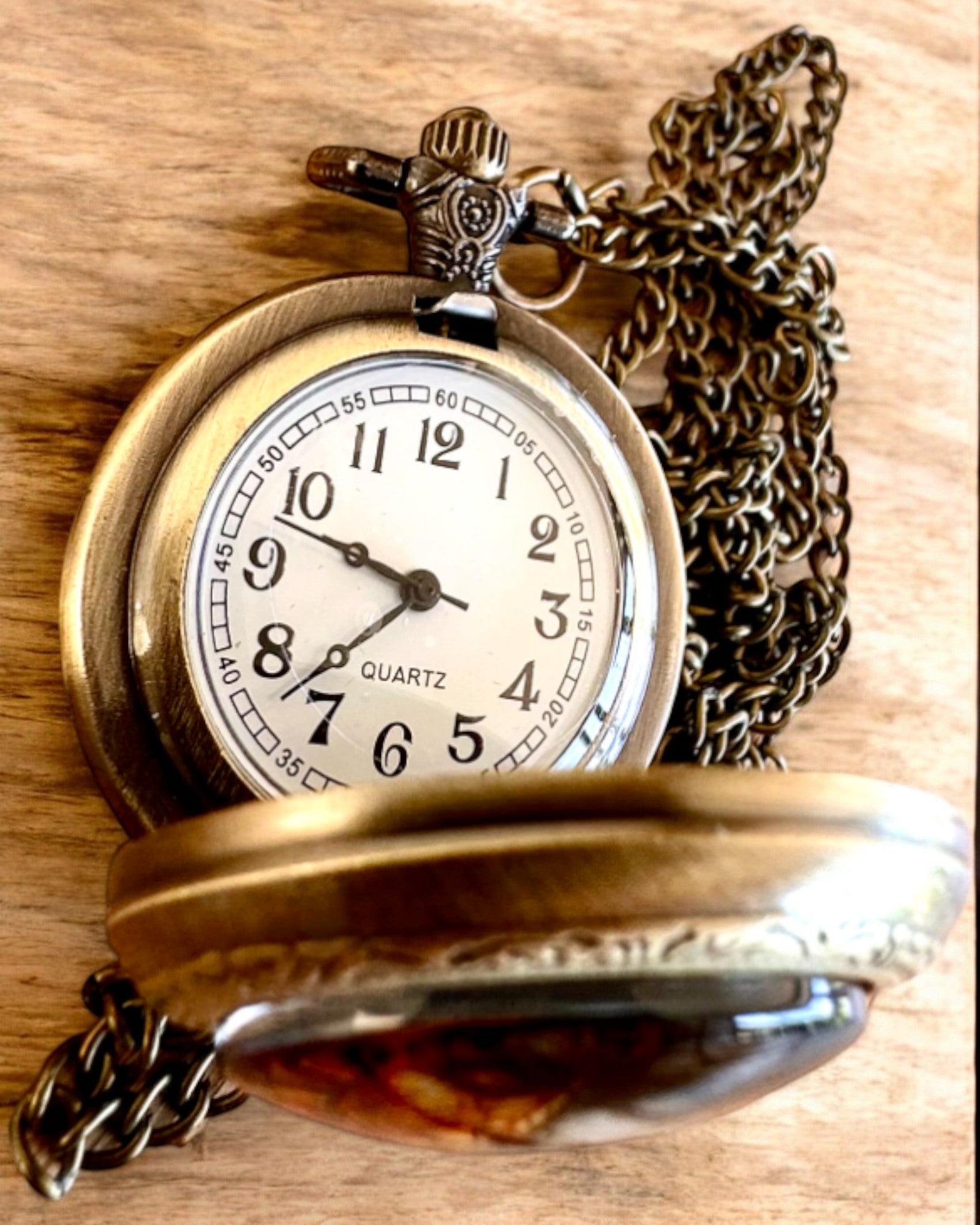 Elegant pocket watch "Sunny Lumination" with engraving option for a gift