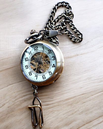 Classic Pocket Watch "Oldtimer" - stylish retro elegance, personalization option with engraving for a gift