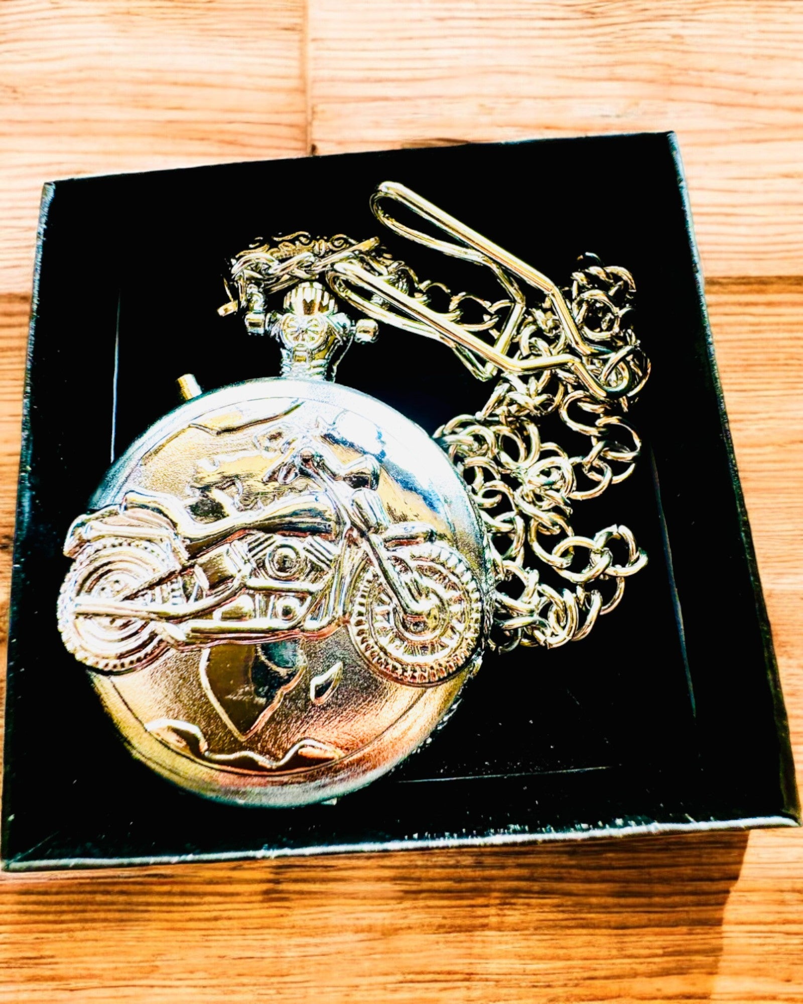 Pocket Watch "Motorcycle Elegance 2" – Engraving for a gift, 3 color variants