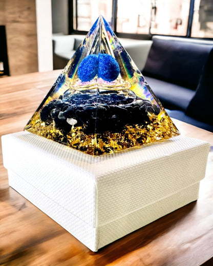 Energy Orgonite Pyramid with Crystals for Meditation – Radiates Positive Energy and Wealth