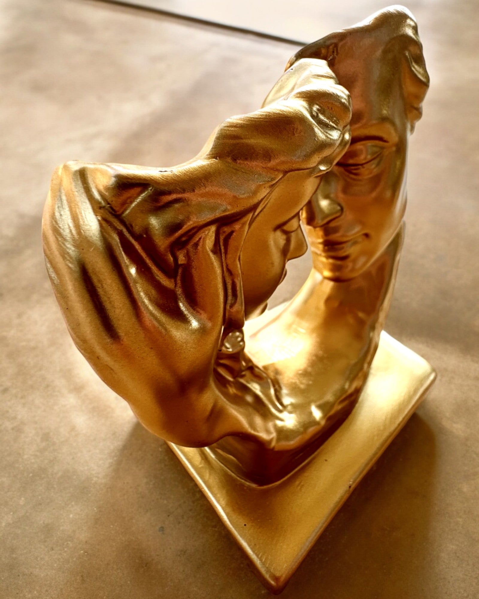 Figure "Golden Connection" - 13.5 cm in height, Decorative with Engraving Option