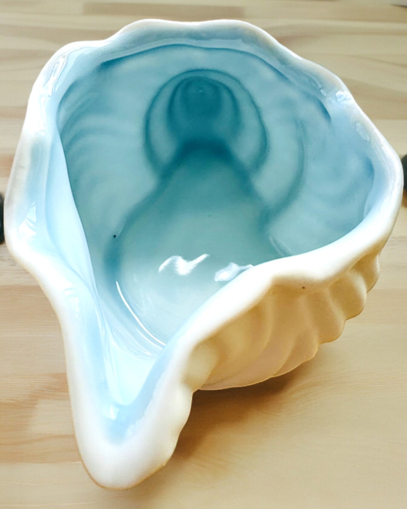 Ceramic Bowl "Sea Shell" - for a gift, personalization with engraving