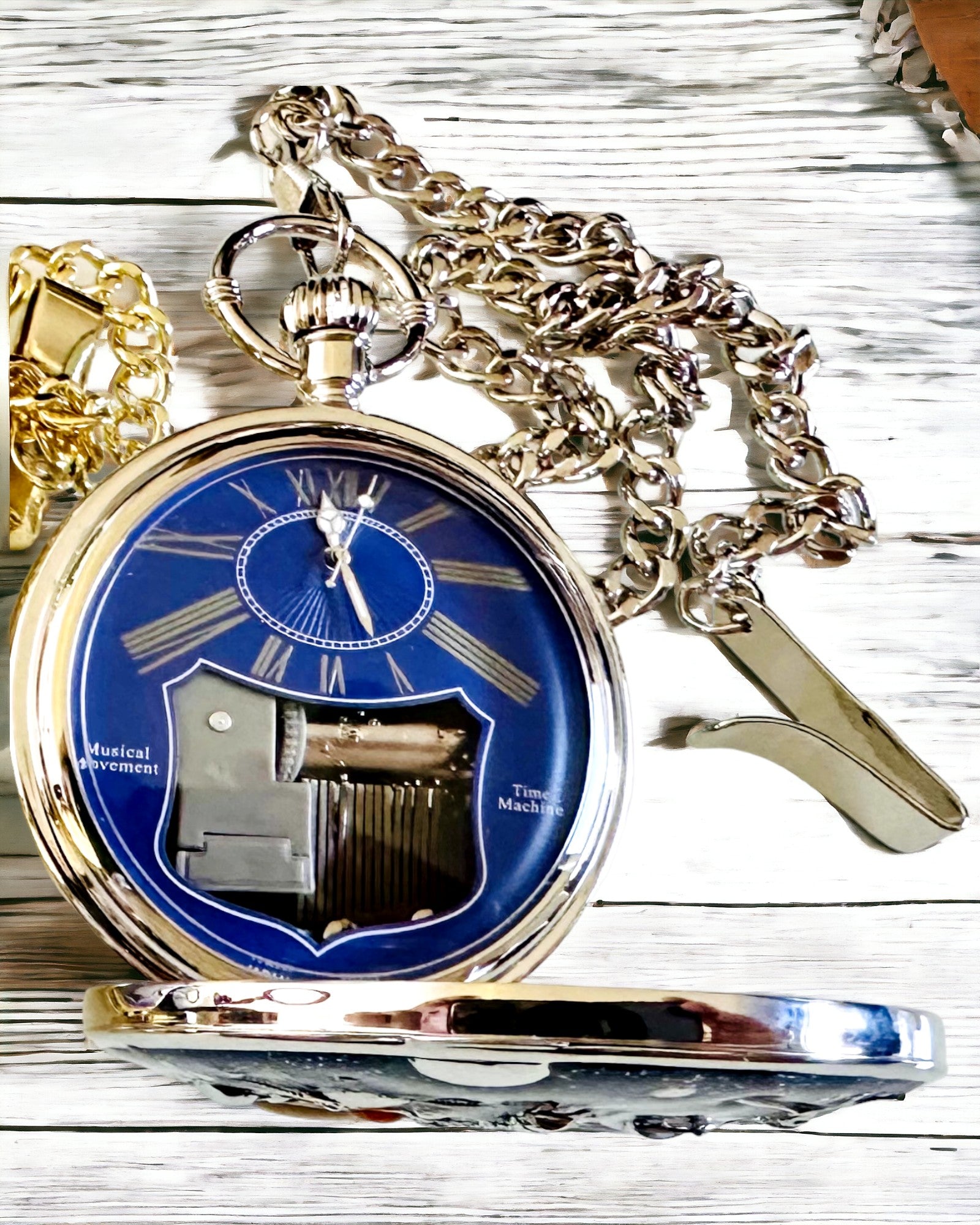 Pocket watch "Astrum Temporis" - Silver frame. Possibility of personalization with engraving.