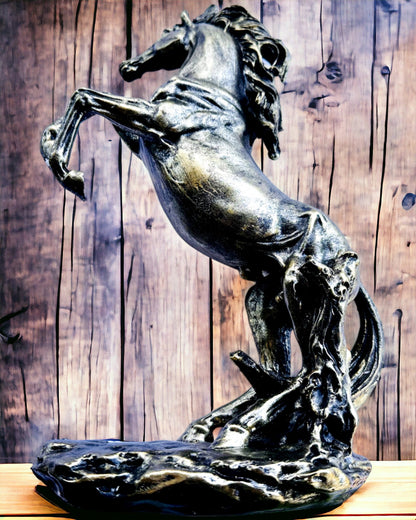 Noblesse - Figure, Horse in Motion Statue - personalization option with engraving for a gift