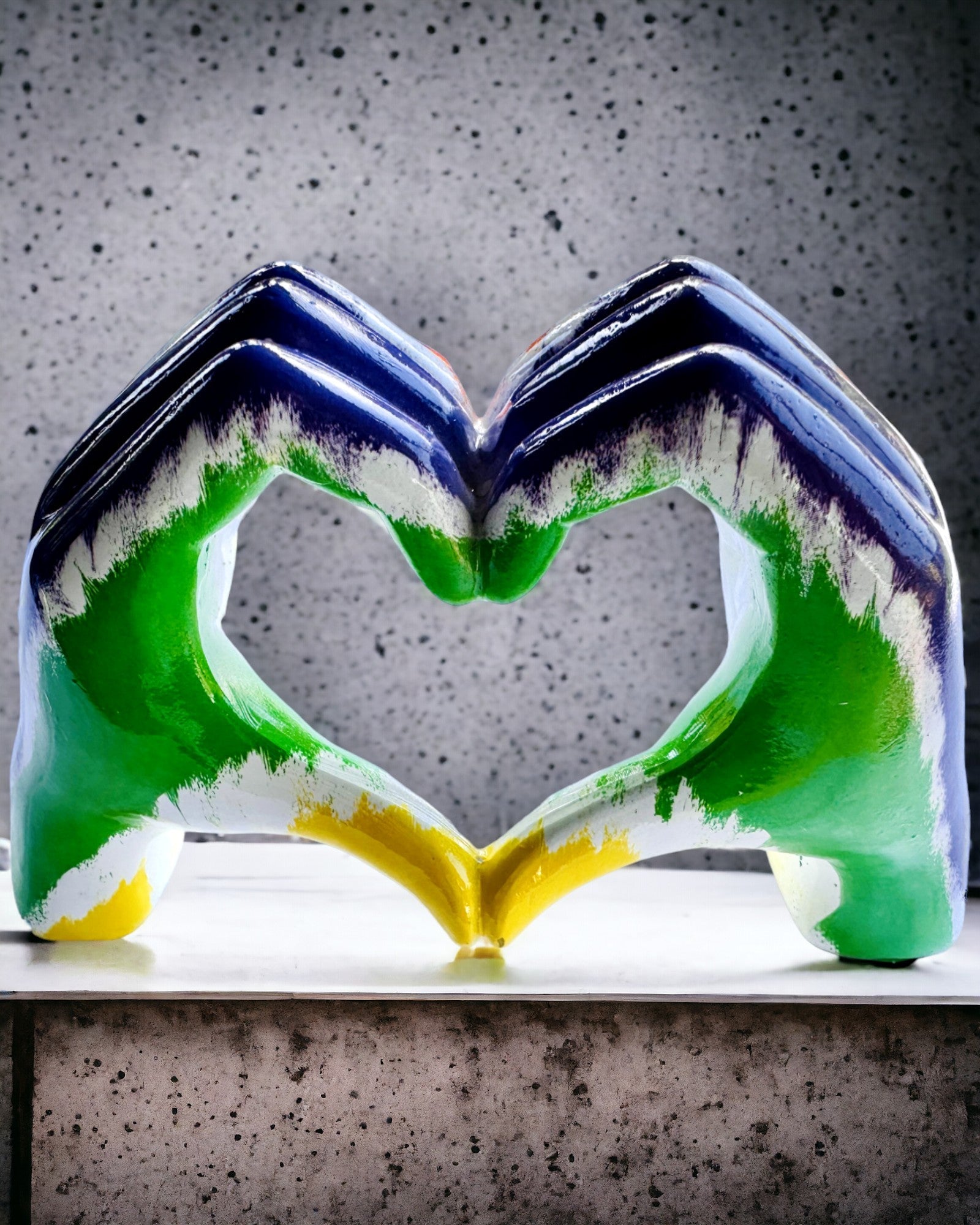 Colorful Spatial Heart - Decorative Resin Figurine with Personalization Option, for a Gift