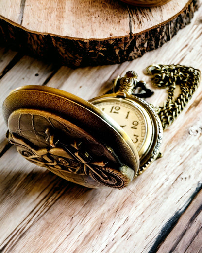 Pocket Watch "Motorcycle Elegance" – Engraving