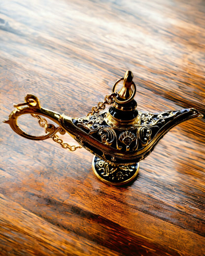 Little 4 cm Aladdin's Magic Lamp, keychain, 6 color variants - Enchanted Memories, personalization with engraving