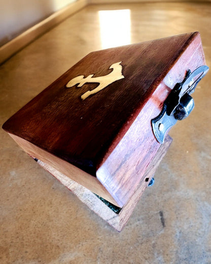 Wooden box for compact compass "Maritime" - personalization option with engraving