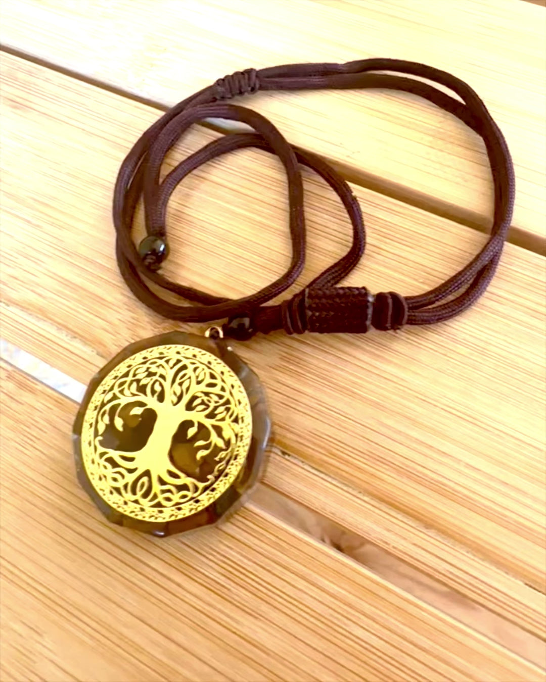 Amulet "Tree of Life" with tiger's eye, necklace for a gift with personalized engraving